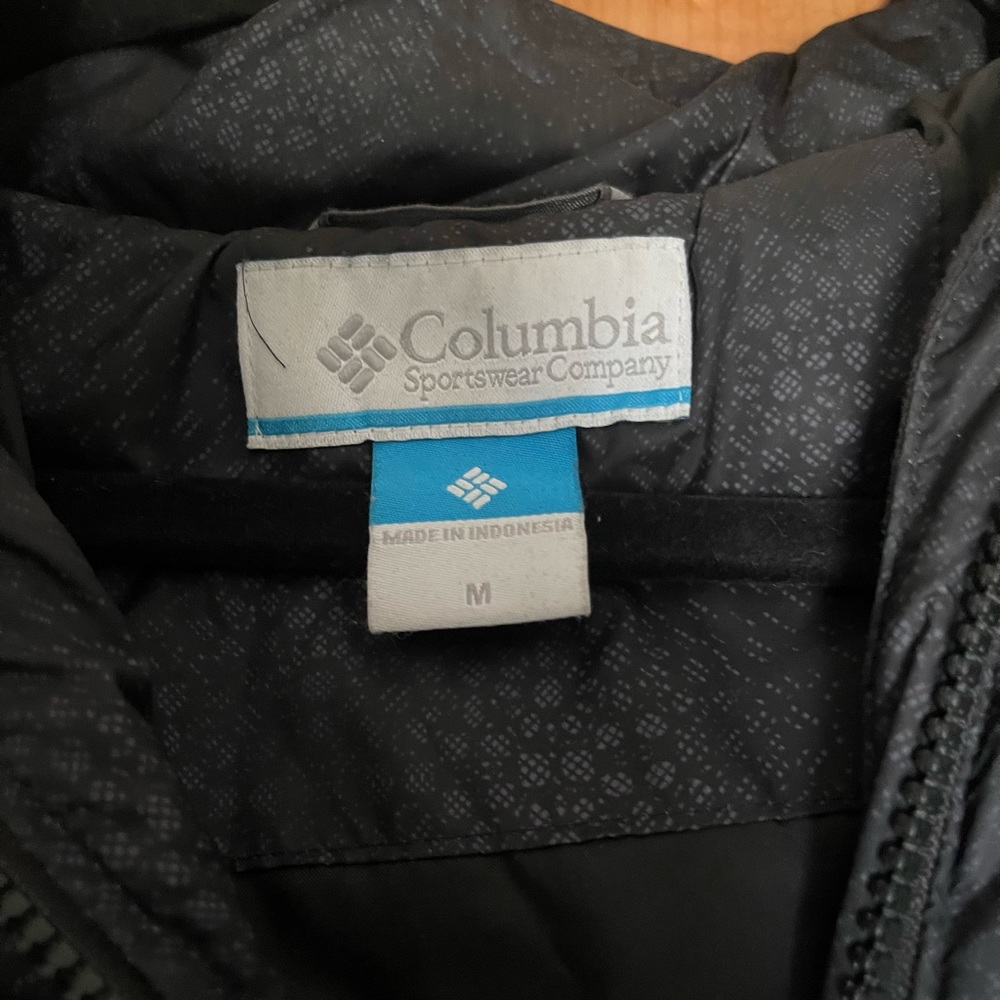 Puffer Jacket - image 3